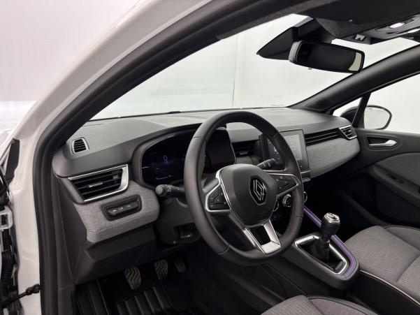 Vente en ligne Renault Clio 5 Clio TCe 90 au prix de 17 770 €