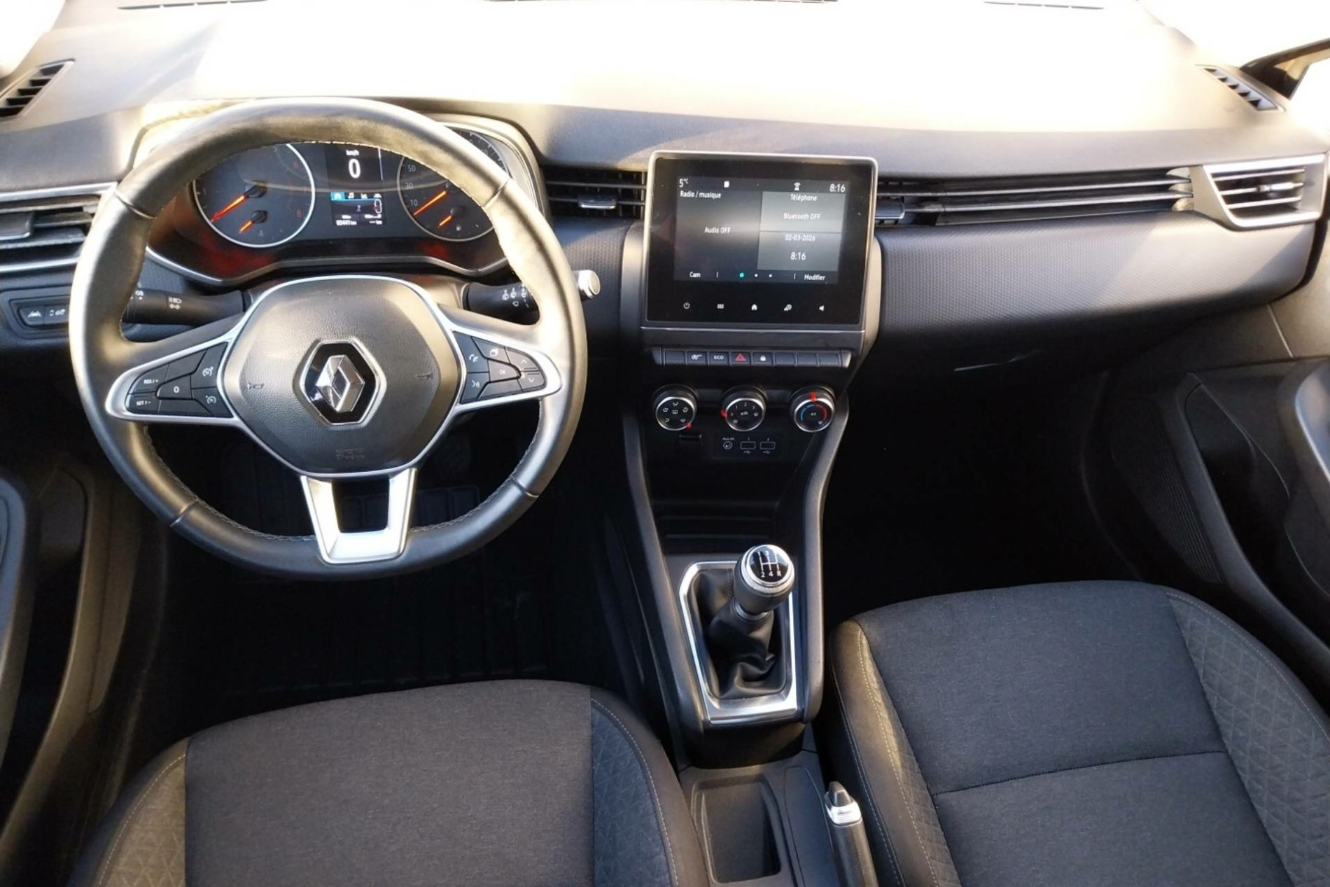 Vente en ligne Renault Clio 5 Clio TCe 100 au prix de 11 270 €