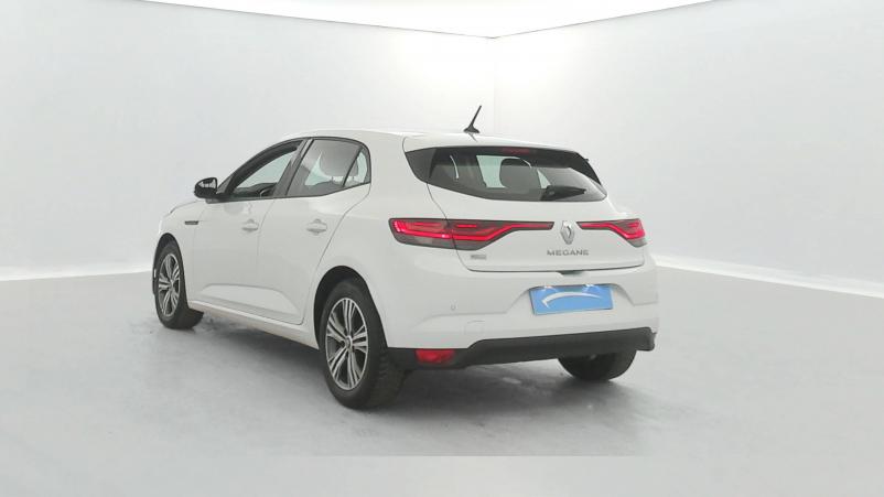 Vente en ligne Renault Megane 4  Blue dCi 115 au prix de 18 990 €