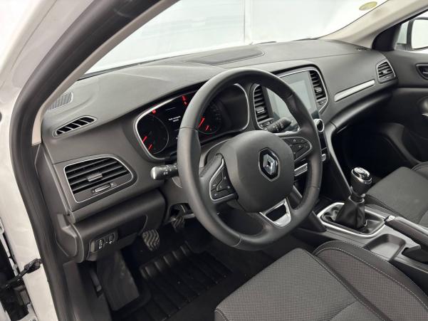 Vente en ligne Renault Megane 4  Blue dCi 115 au prix de 18 990 €