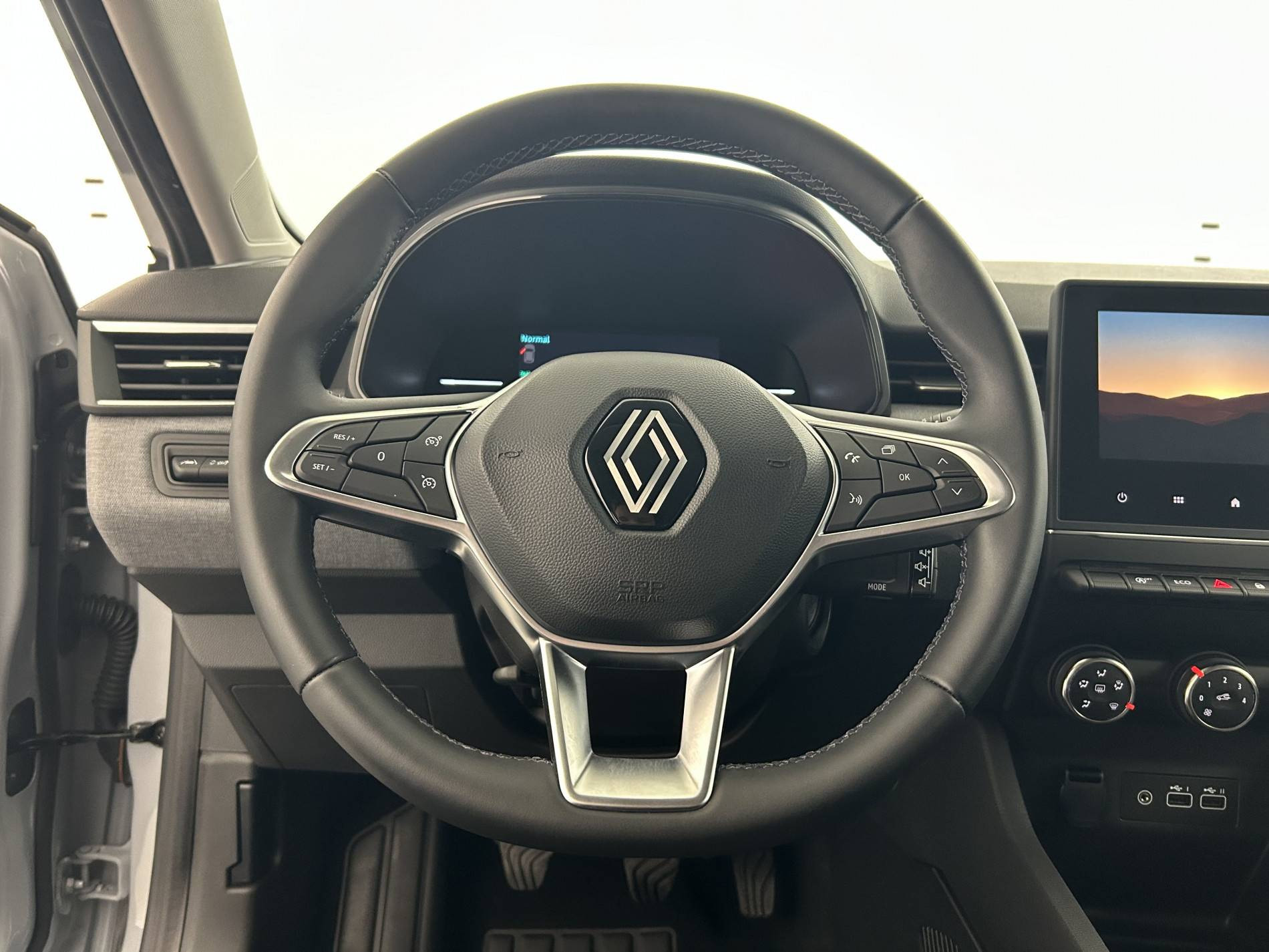 Vente en ligne Renault Clio 5 Clio TCe 90 au prix de 15 990 €