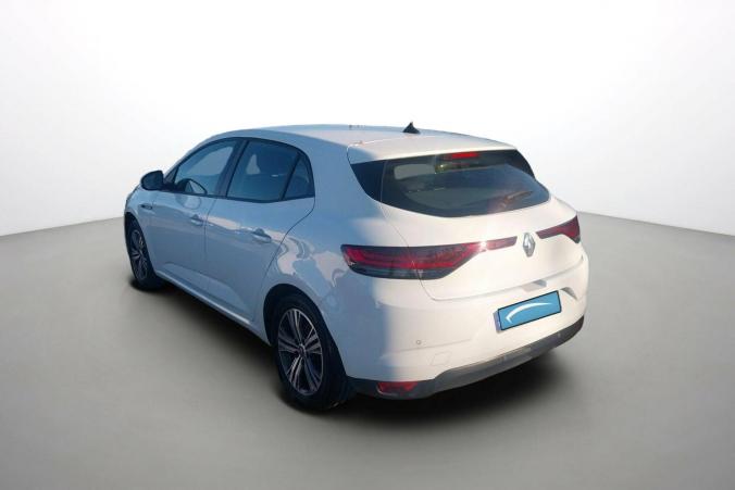 Vente en ligne Renault Megane 4  Blue dCi 115 au prix de 17 990 €