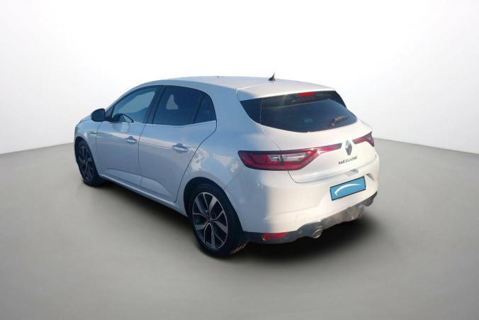 Vente en ligne Renault Megane 4 Mégane IV Berline TCe 130 Energy EDC au prix de 13 990 €