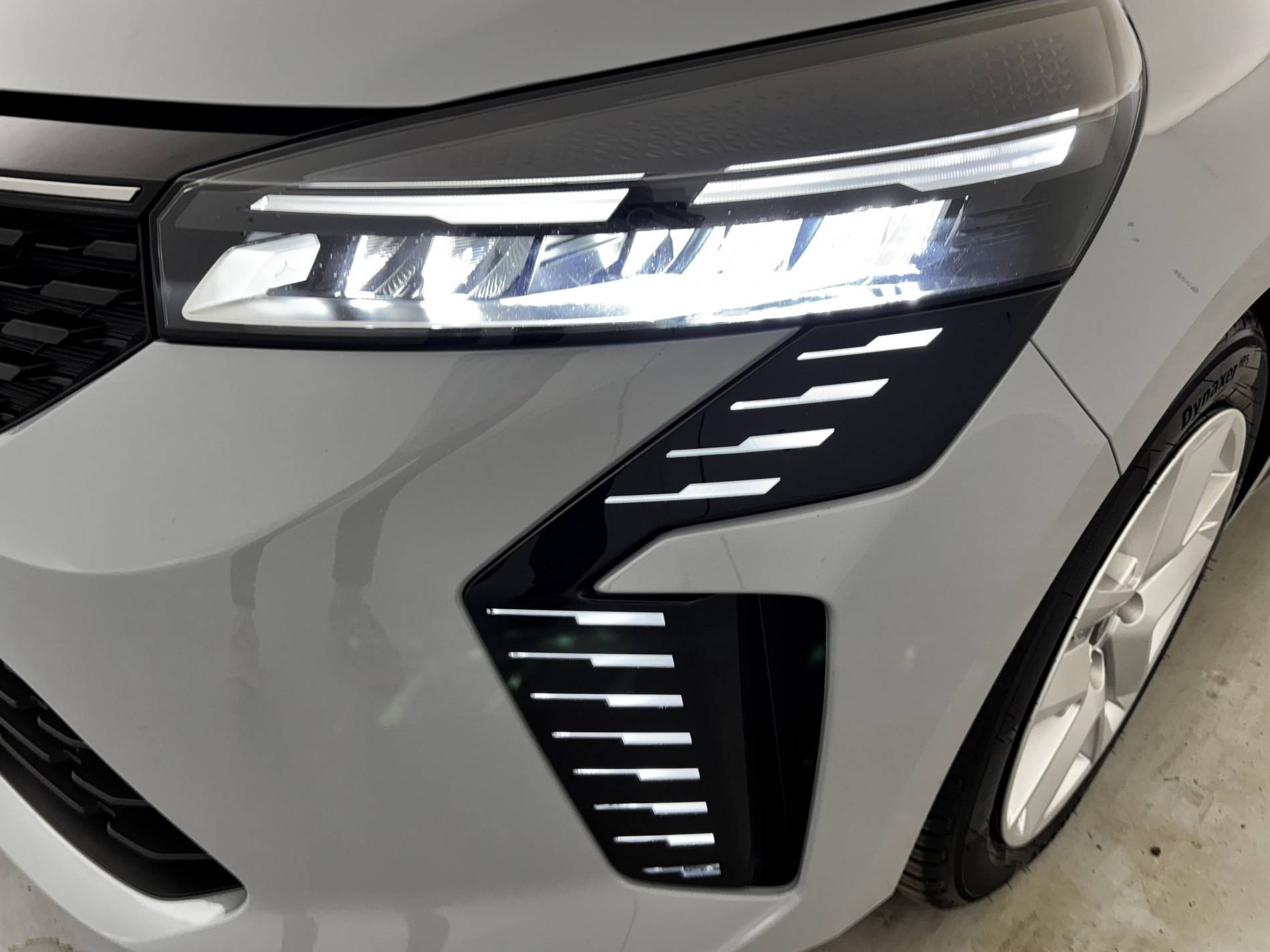 Vente en ligne Renault Clio 5 Clio E-Tech full hybrid 145 au prix de 19 970 €