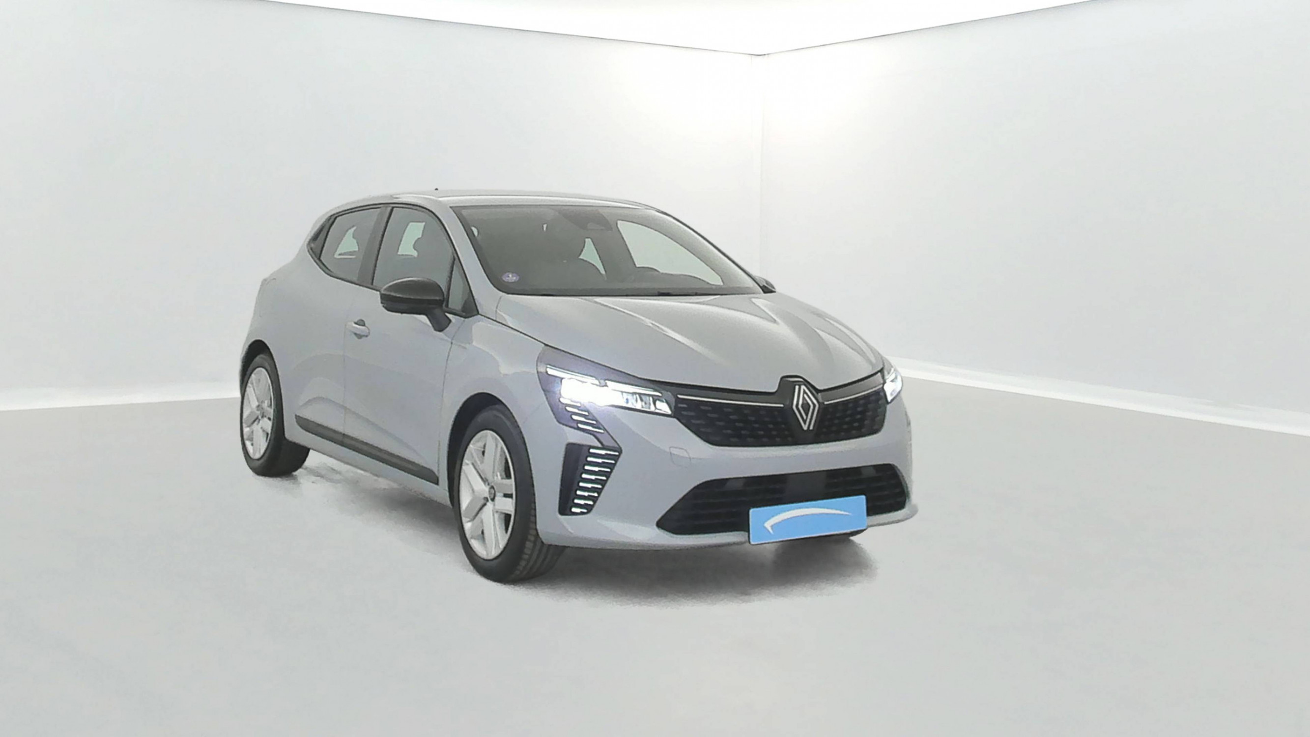 Vente en ligne Renault Clio 5 Clio E-Tech full hybrid 145 au prix de 19 970 €