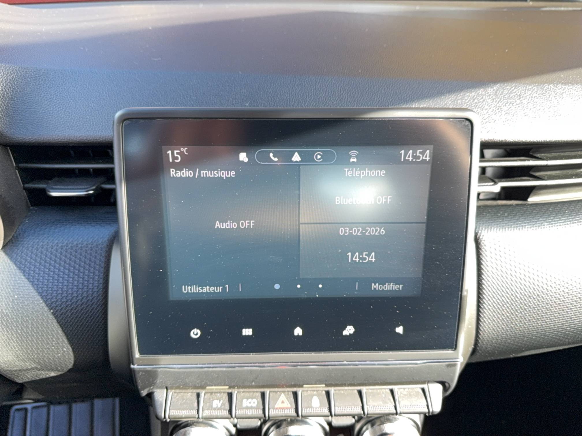 Vente en ligne Renault Clio 5 Clio E-Tech full hybrid 145 au prix de 18 870 €