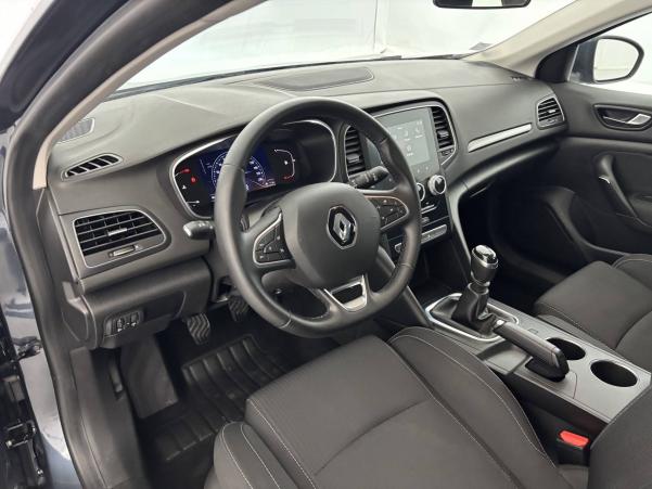 Vente en ligne Renault Megane 4 Estate Mégane IV Estate Blue dCi 115 au prix de 15 390 €