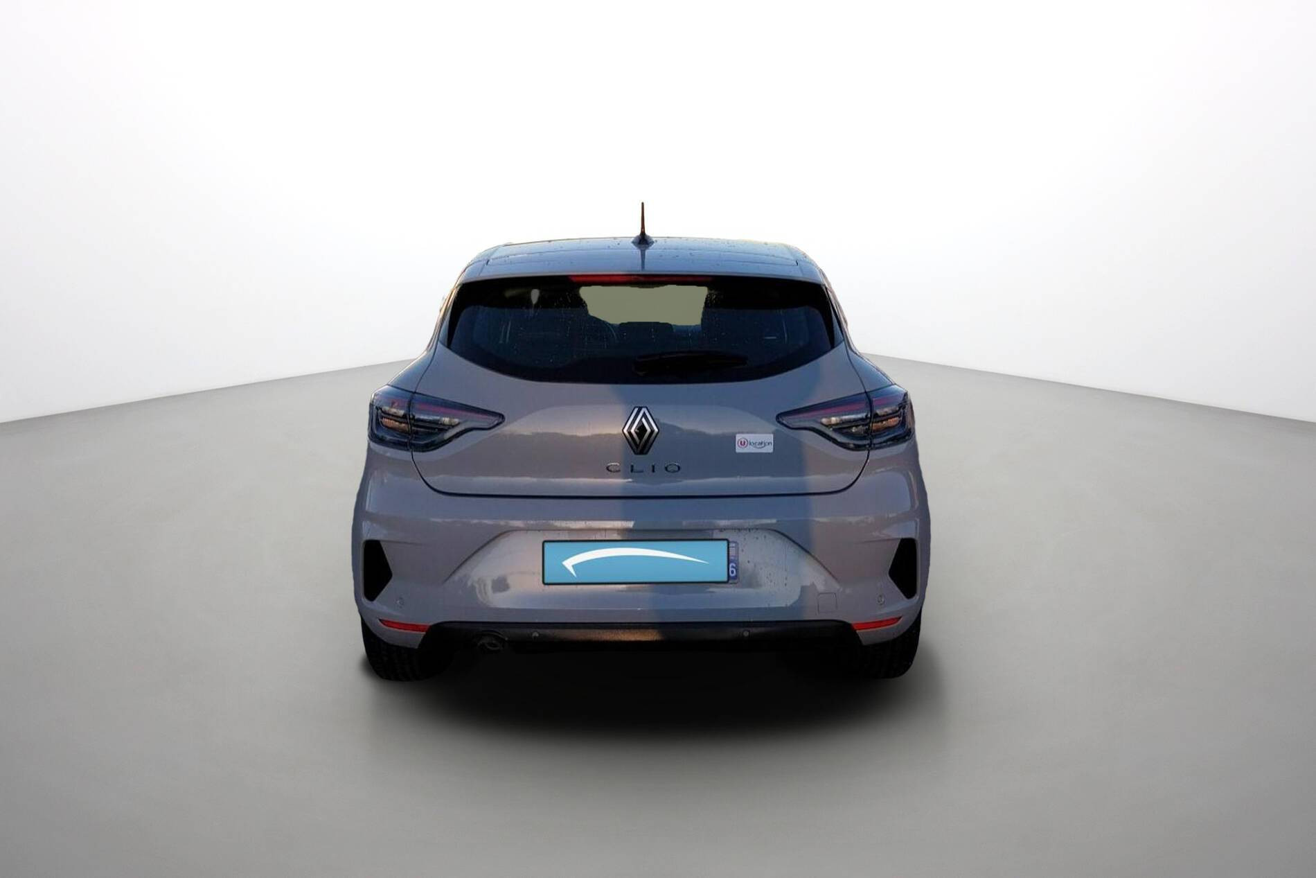 Vente en ligne Renault Clio 5 Clio TCe 90 au prix de 15 990 €