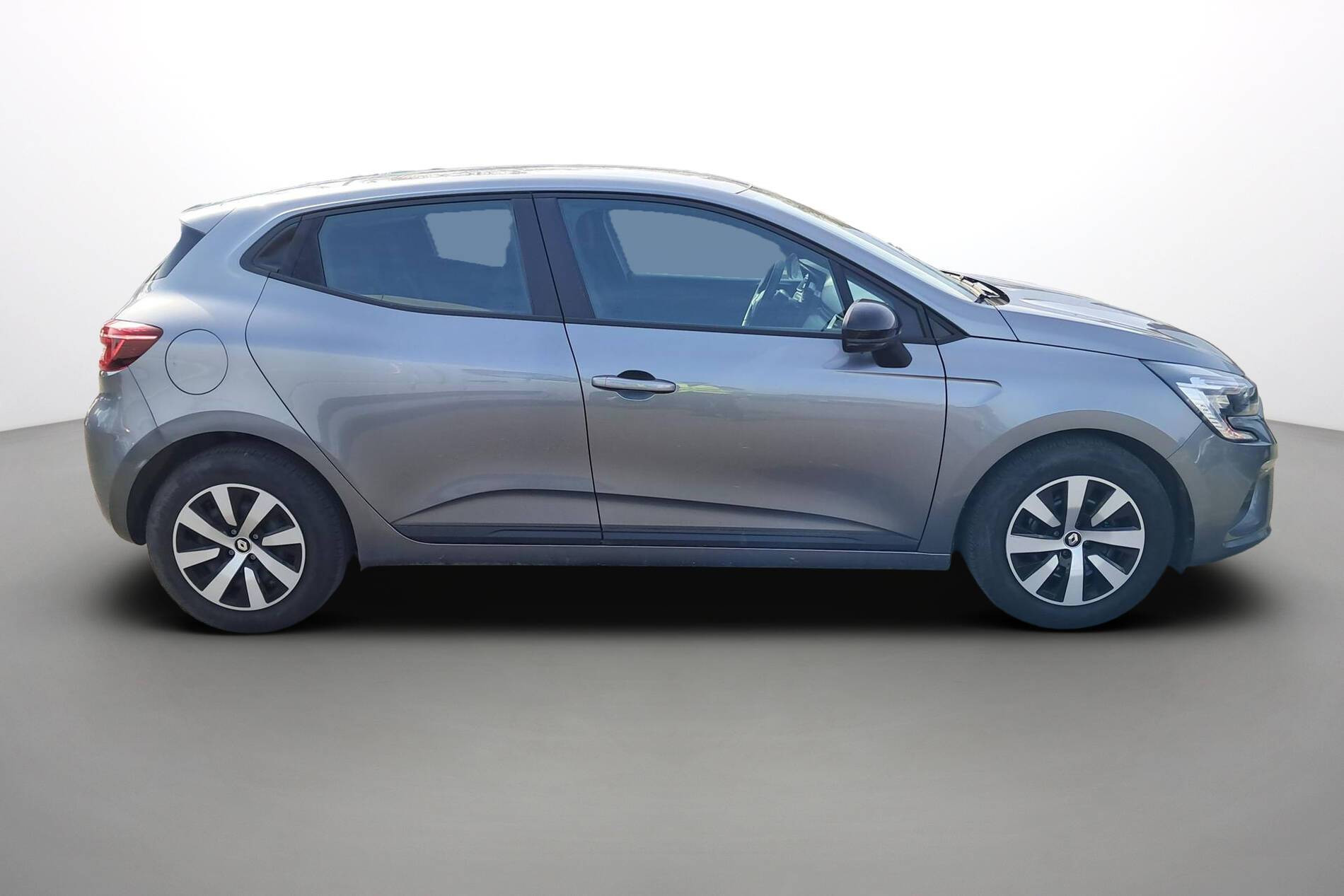 Vente en ligne Renault Clio 5 Clio TCe 90 au prix de 14 490 €