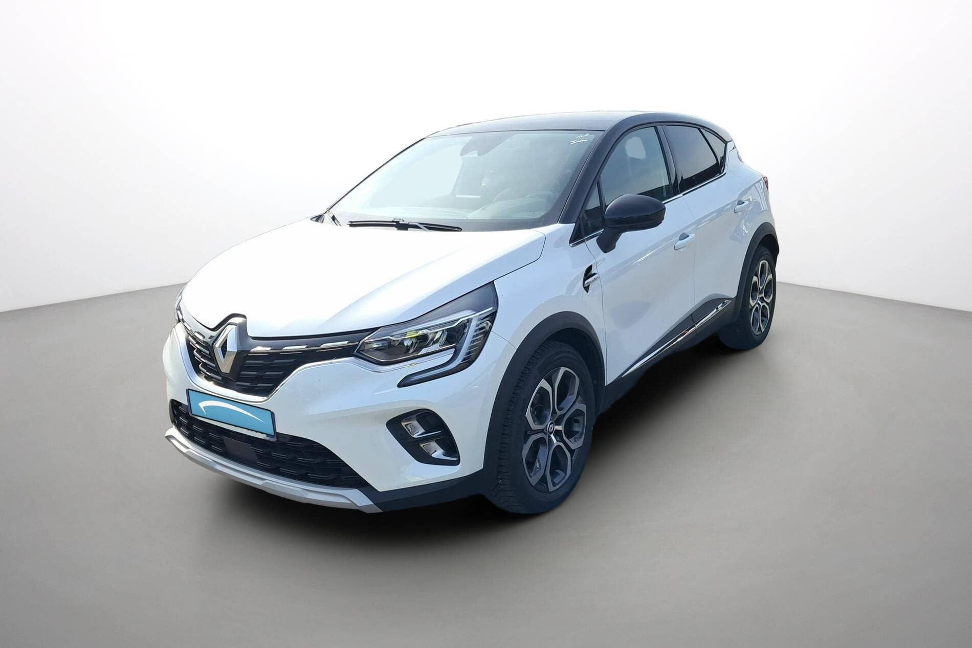 Renault Captur  E-Tech full hybrid 145 occasion de 2023 en vente à Auray