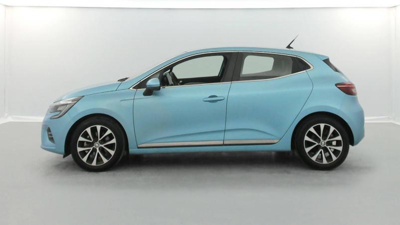 Vente en ligne Renault Clio 5 Clio E-Tech 140 - 21N au prix de 18 990 €