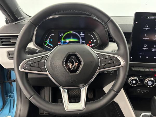 Vente en ligne Renault Clio 5 Clio E-Tech 140 - 21N au prix de 18 990 €