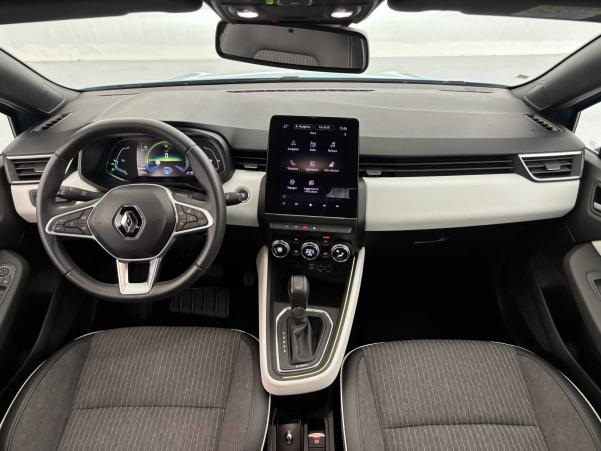 Vente en ligne Renault Clio 5 Clio E-Tech 140 - 21N au prix de 18 990 €