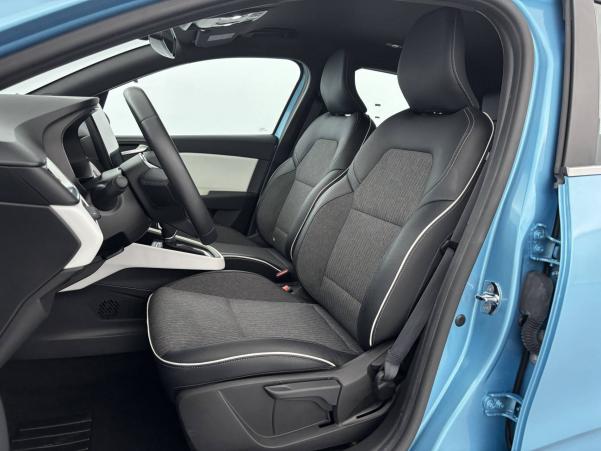 Vente en ligne Renault Clio 5 Clio E-Tech 140 - 21N au prix de 18 990 €