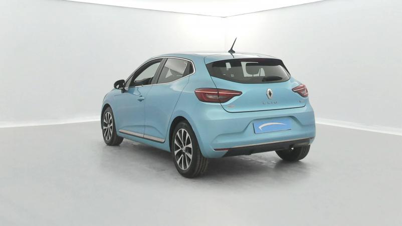 Vente en ligne Renault Clio 5 Clio E-Tech 140 - 21N au prix de 18 990 €
