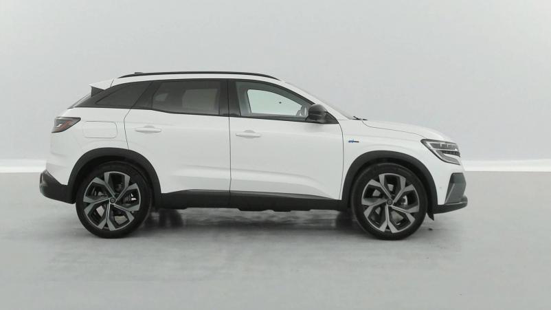 Vente en ligne Renault Austral  E-Tech hybrid 200 au prix de 35 990 €