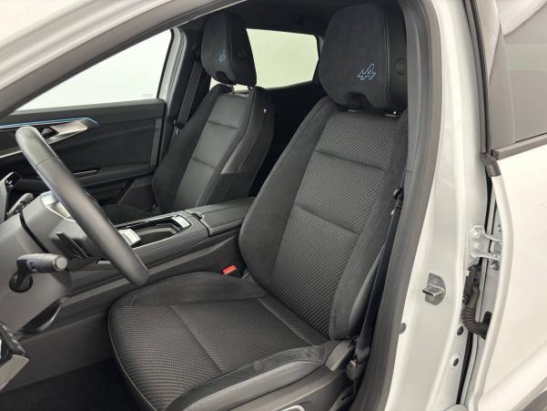 Vente en ligne Renault Austral  E-Tech hybrid 200 au prix de 35 990 €