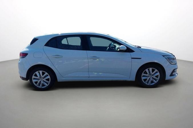 Vente en ligne Renault Megane 4 Mégane IV Berline Blue dCi 115 - 21N au prix de 16 990 €