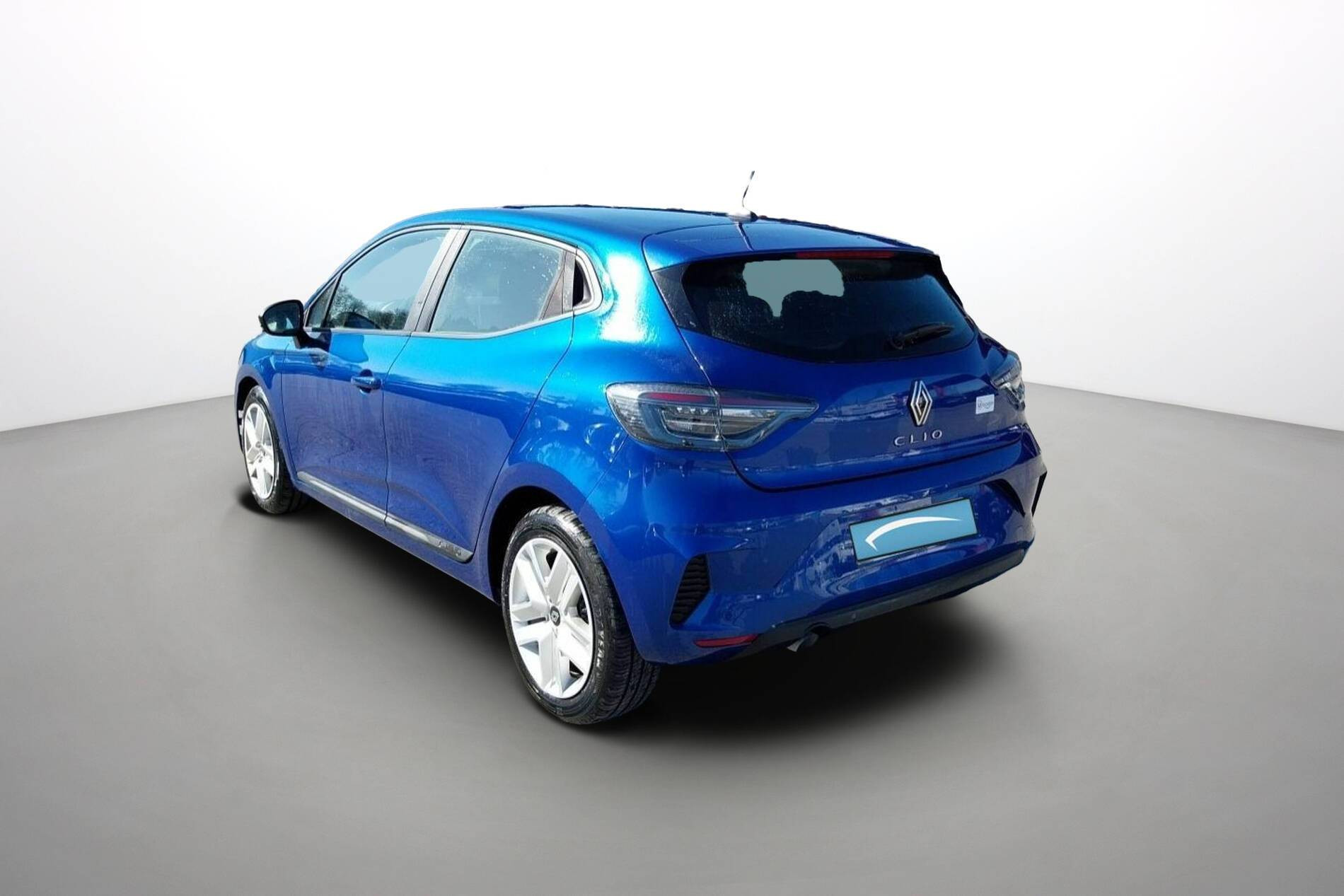 Vente en ligne Renault Clio 5 Clio TCe 90 au prix de 15 990 €