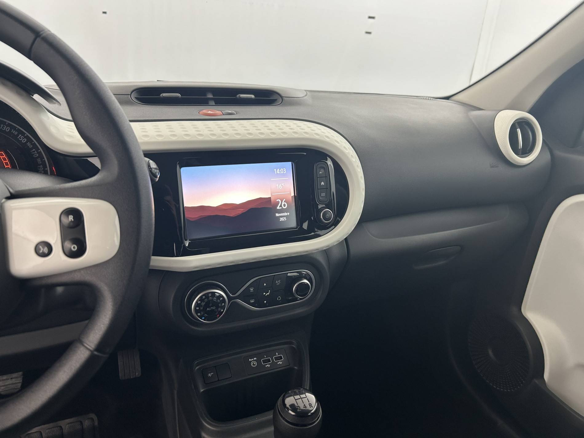 Vente en ligne Renault Twingo 3  SCe 65 au prix de 11 990 €