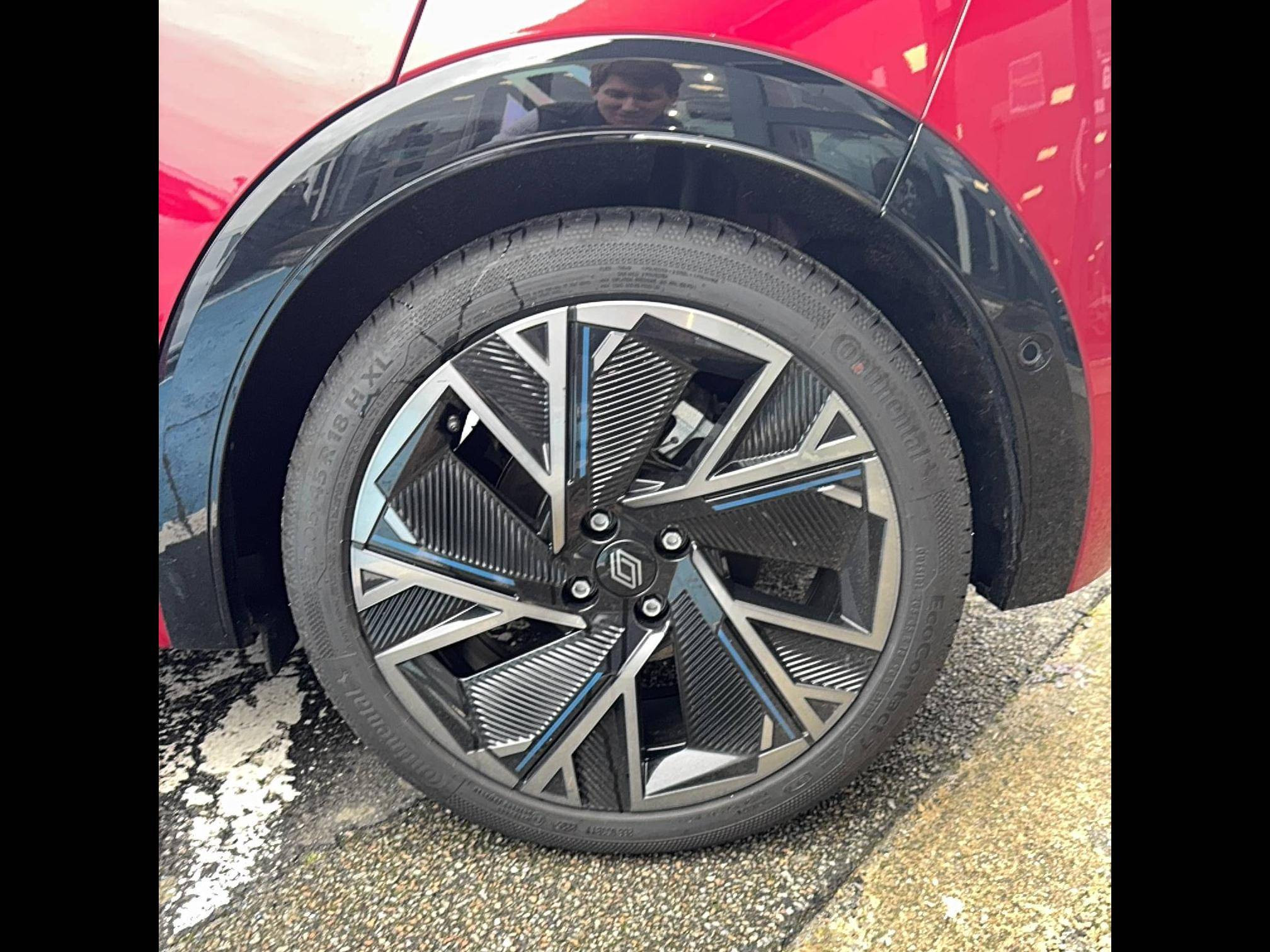 Vente en ligne Renault Clio 6 Clio E-Tech full hybrid 160 ch au prix de 30 800 €