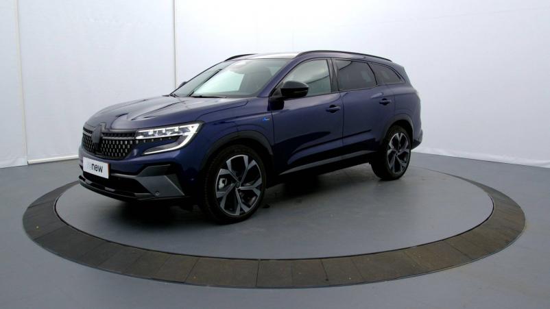 Vente en ligne Renault Nouveau Espace Espace E-Tech hybrid 200 au prix de 43 990 €