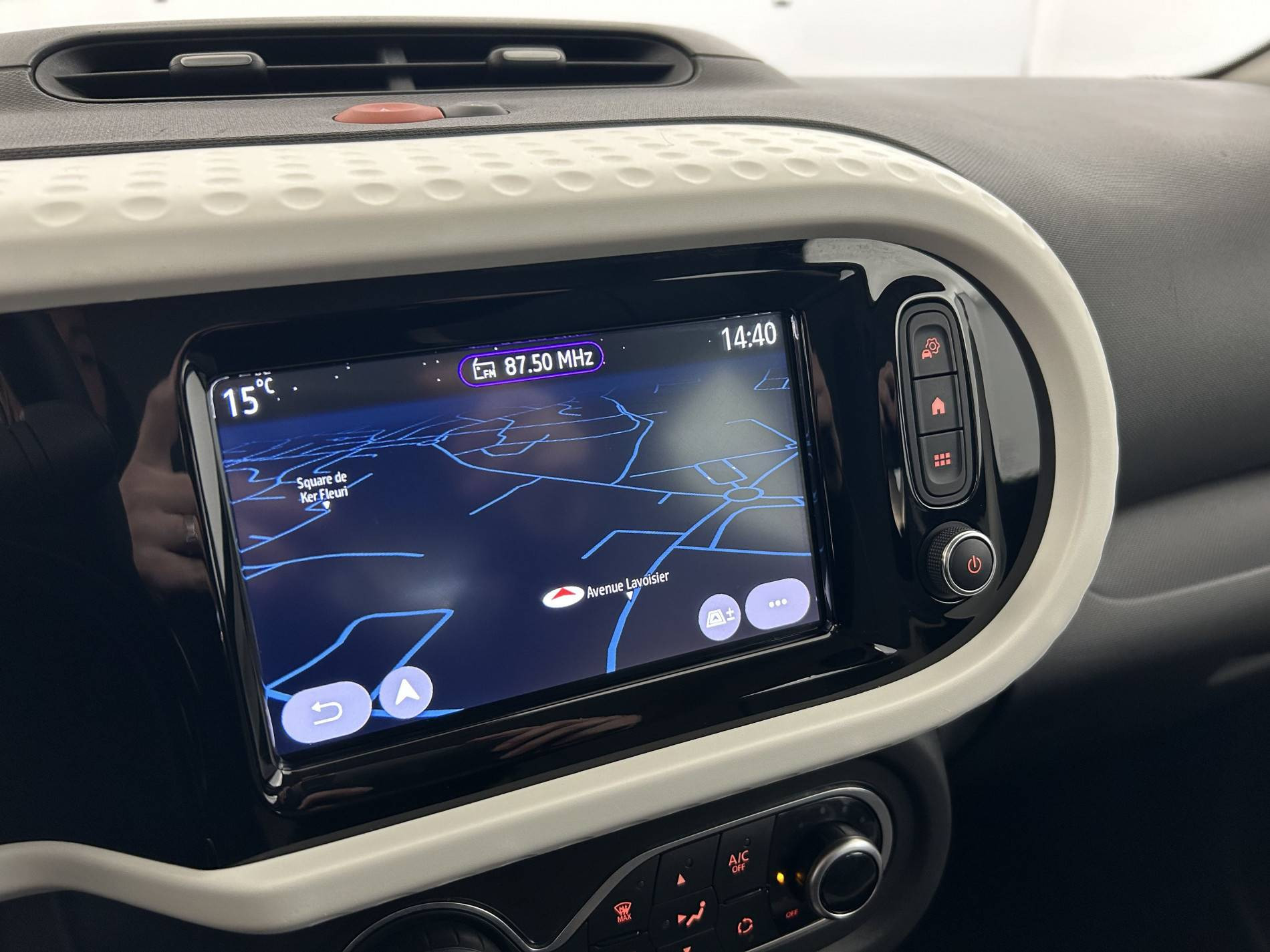 Vente en ligne Renault Twingo 3  SCe 65 au prix de 12 190 €