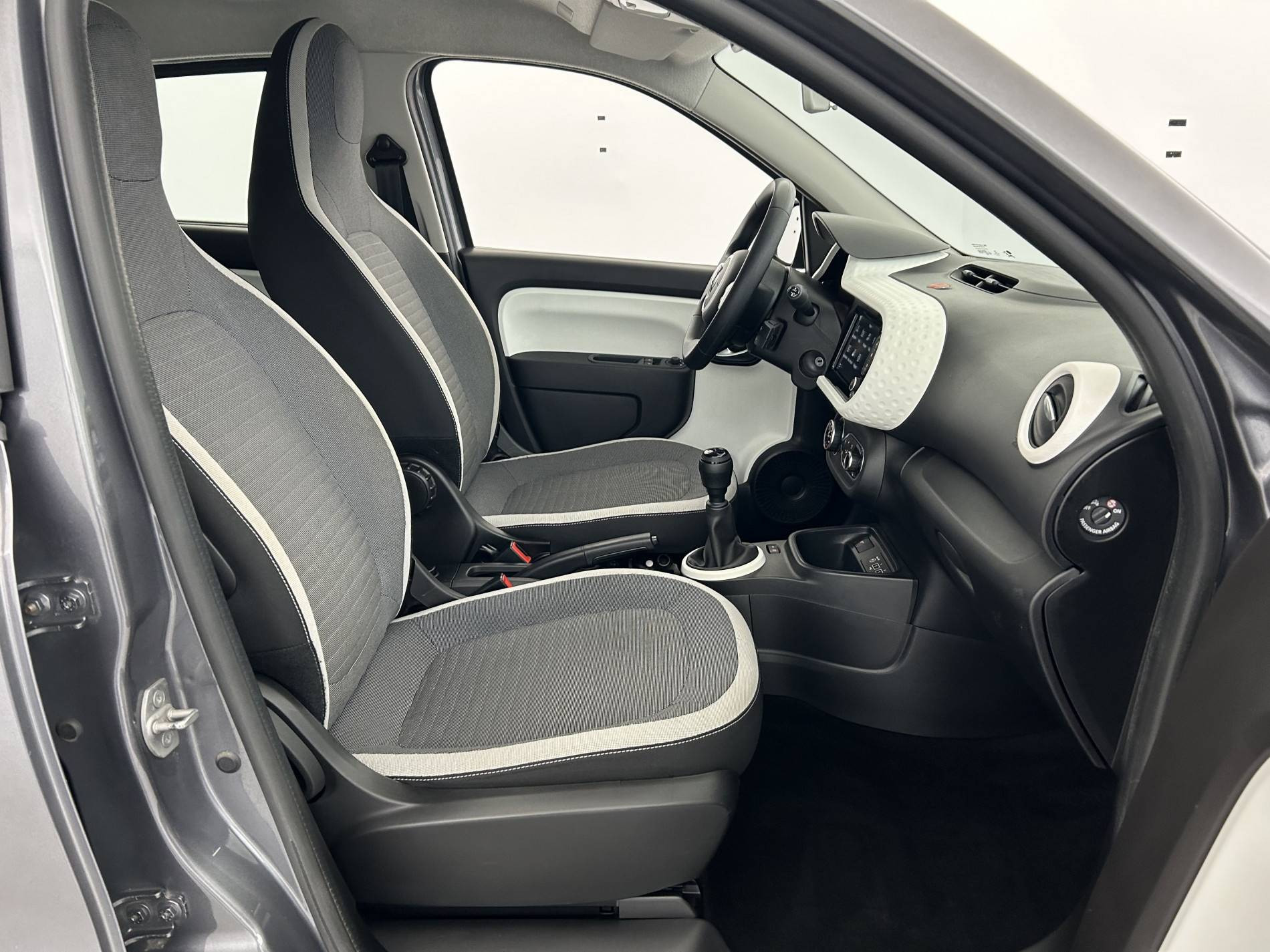 Vente en ligne Renault Twingo 3  SCe 65 au prix de 12 190 €