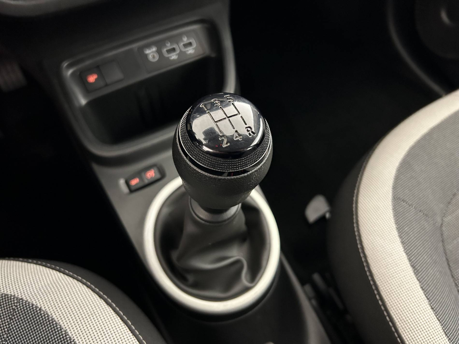 Vente en ligne Renault Twingo 3  SCe 65 au prix de 12 190 €