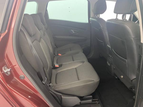 Vente en ligne Renault Grand Scenic 4 Grand Scenic TCe 140 FAP au prix de 14 590 €