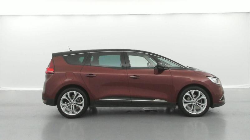 Vente en ligne Renault Grand Scenic 4 Grand Scenic TCe 140 FAP au prix de 14 590 €