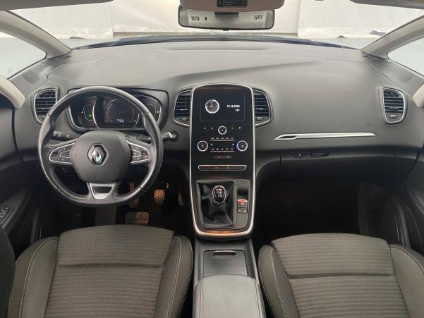 Vente en ligne Renault Grand Scenic 4 Grand Scenic TCe 140 FAP au prix de 14 590 €