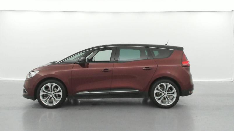 Vente en ligne Renault Grand Scenic 4 Grand Scenic TCe 140 FAP au prix de 14 590 €