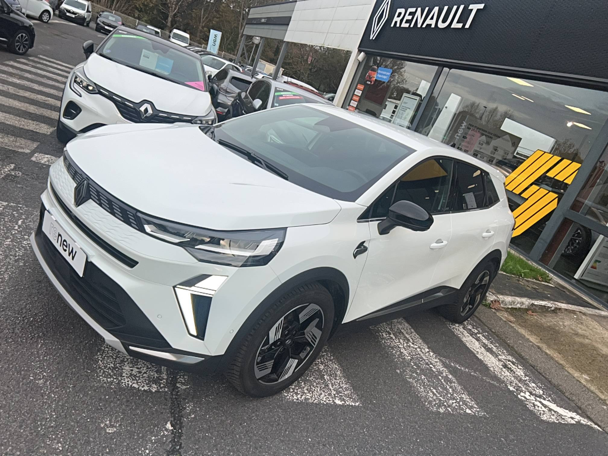 Renault Symbioz  E-Tech full hybrid 145 occasion de 2025 en vente à Auray