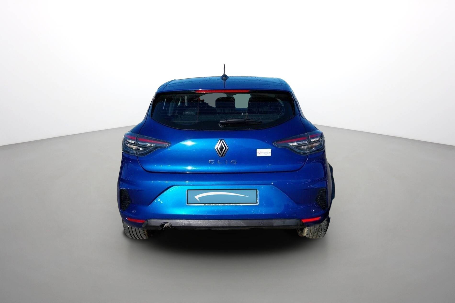 Vente en ligne Renault Clio 5 Clio TCe 90 au prix de 15 990 €