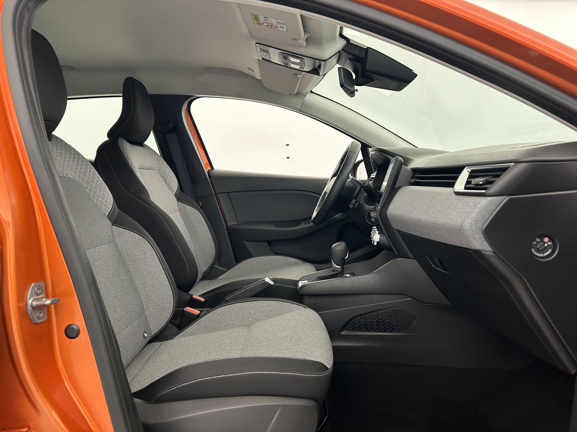 Vente en ligne Renault Clio 5 Clio E-Tech full hybrid 145 ch GSR2 au prix de 20 590 €