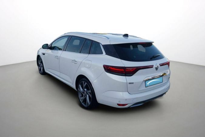 Vente en ligne Renault Megane 4 Estate Mégane IV Estate E-TECH Plug-In Hybride 160 au prix de 17 970 €