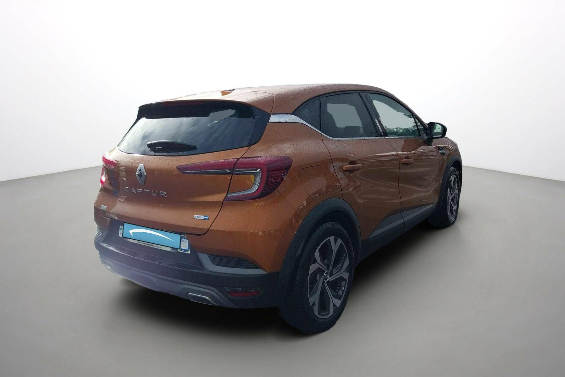 Vente en ligne Renault Captur  E-Tech hybride 145 au prix de 20 970 €