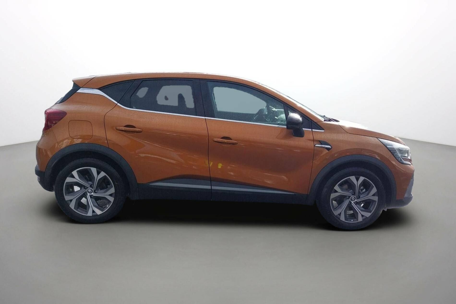 Vente en ligne Renault Captur  E-Tech hybride 145 au prix de 20 970 €