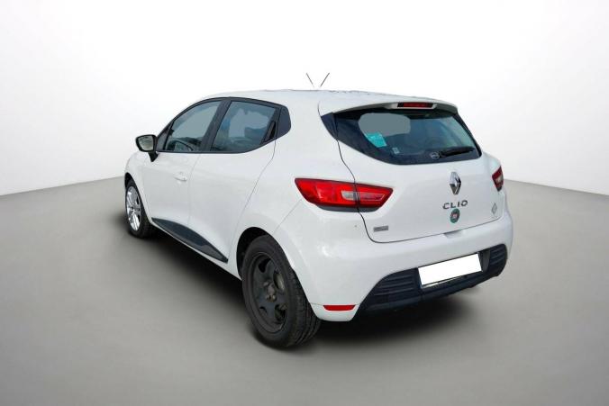 Vente en ligne Renault Clio 4 Clio TCe 75 au prix de 10 790 €