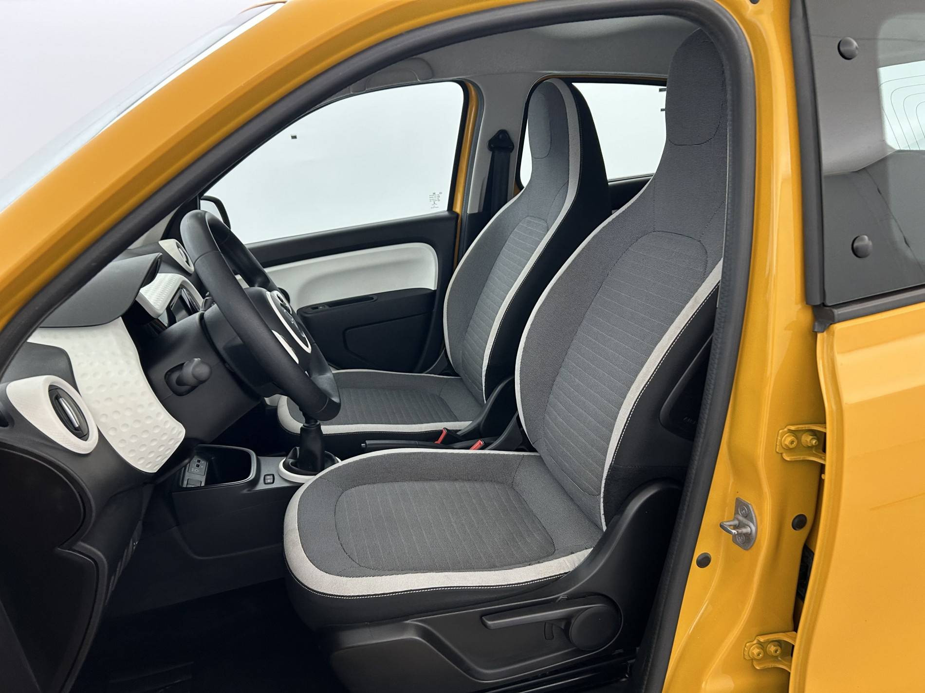 Vente en ligne Renault Twingo 3  SCe 65 au prix de 11 990 €