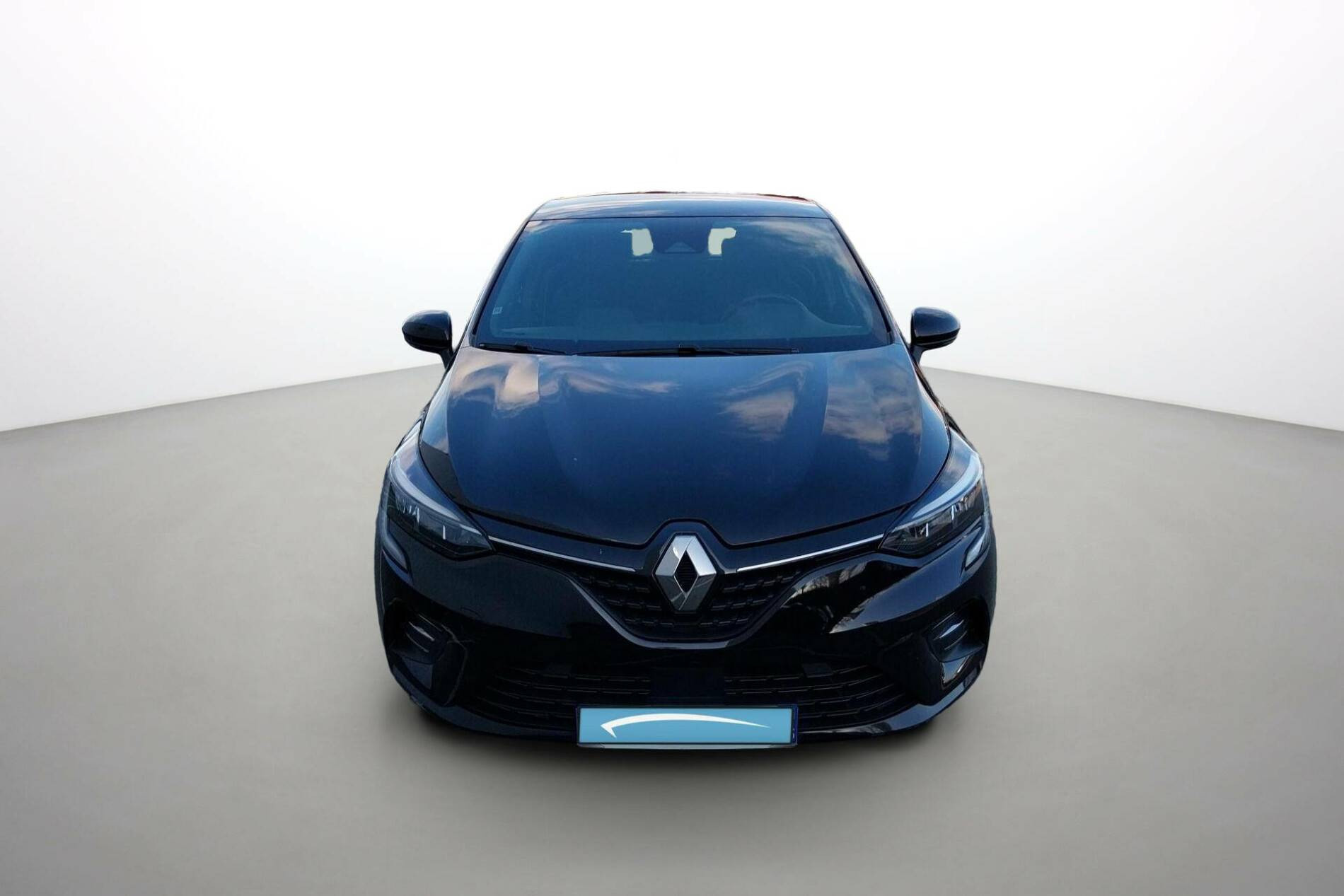 Vente en ligne Renault Clio 5 Clio E-Tech 140 - 21N au prix de 14 370 €