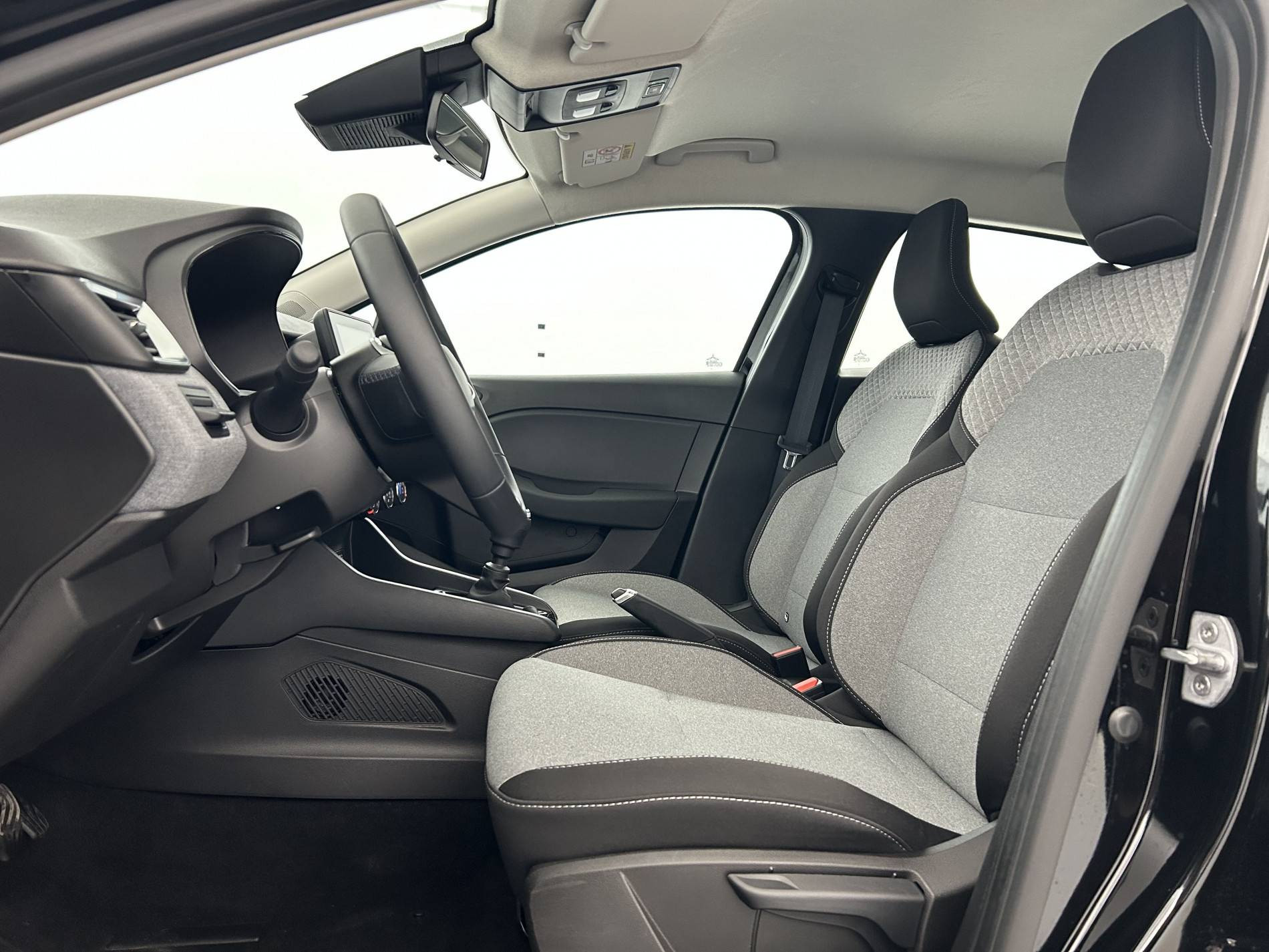 Vente en ligne Renault Clio 5 Clio Blue dCi 100 ch GSR2 au prix de 18 990 €