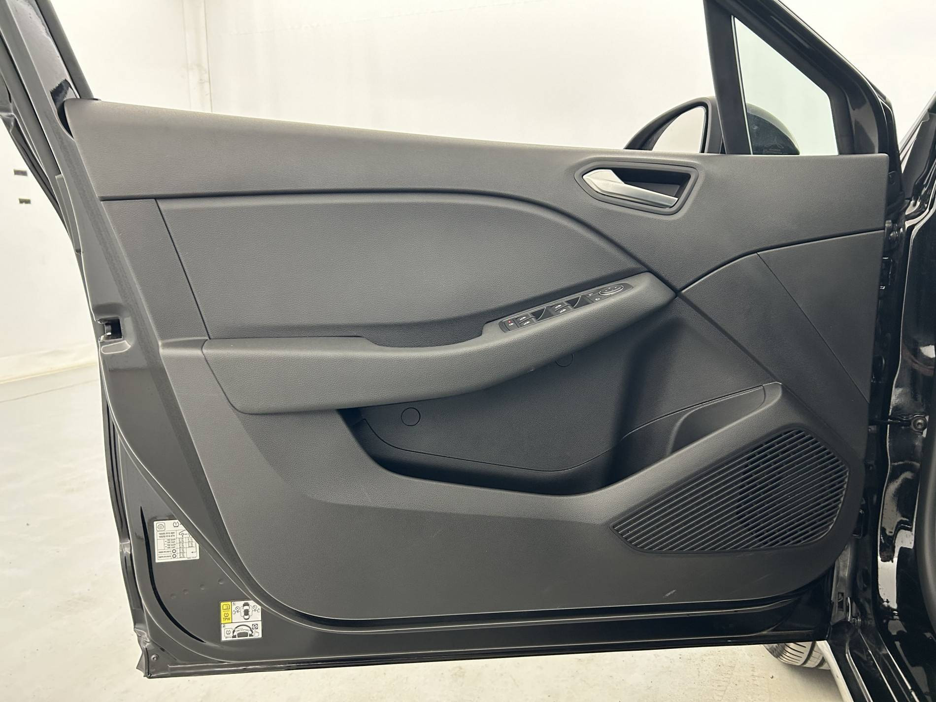 Vente en ligne Renault Clio 5 Clio Blue dCi 100 ch GSR2 au prix de 18 990 €