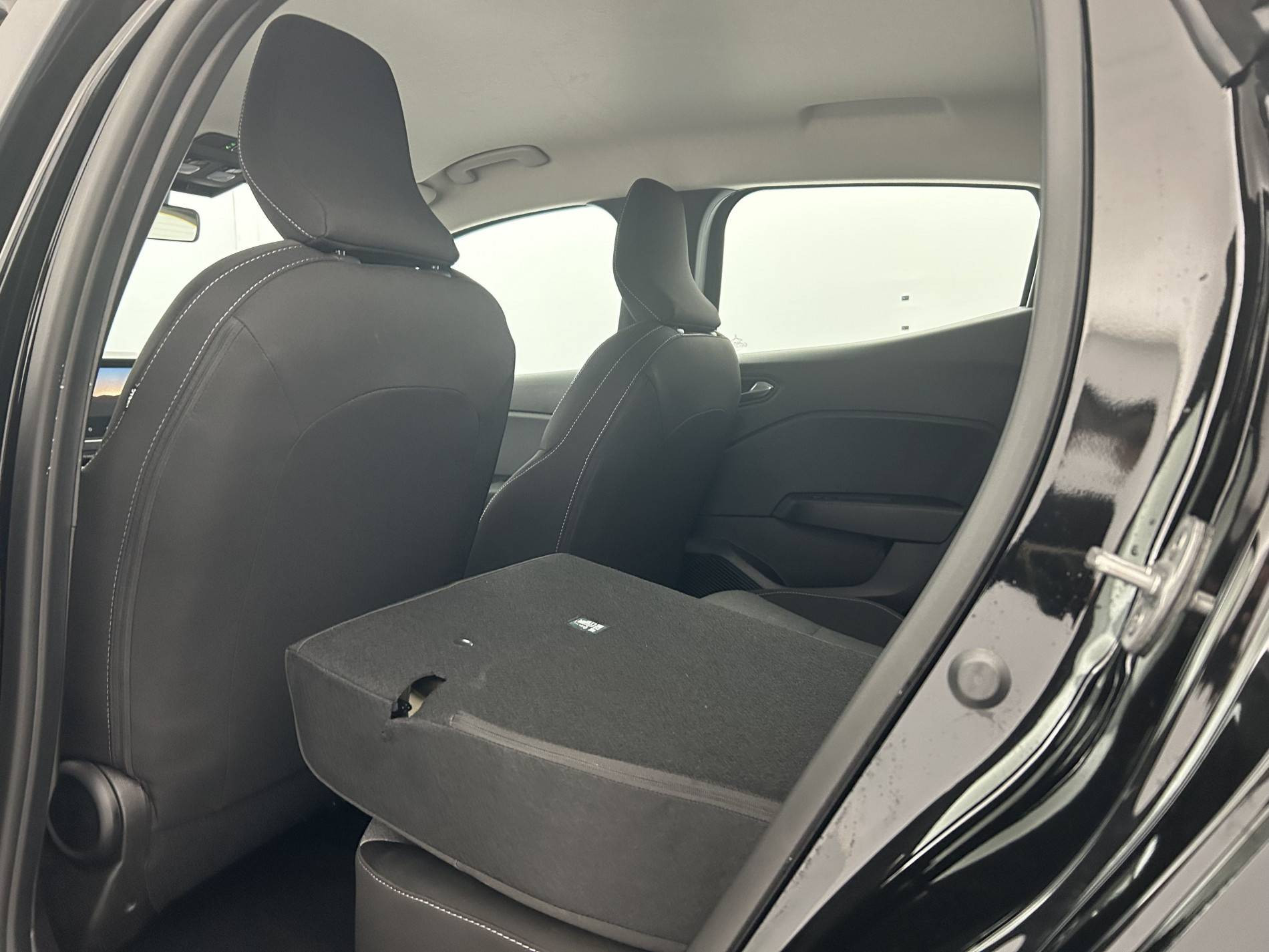 Vente en ligne Renault Clio 5 Clio Blue dCi 100 ch GSR2 au prix de 18 990 €