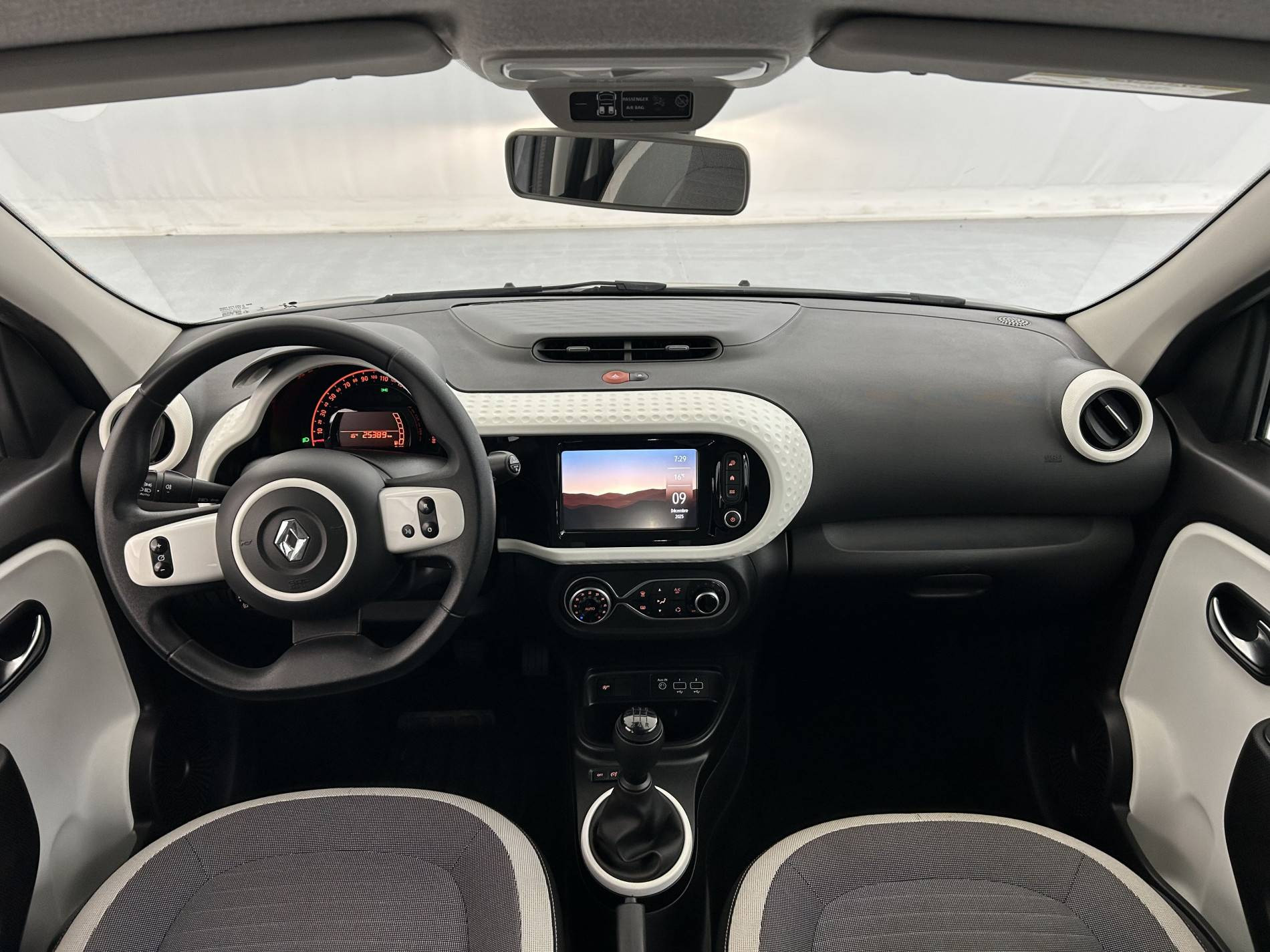 Vente en ligne Renault Twingo 3  SCe 65 au prix de 12 190 €
