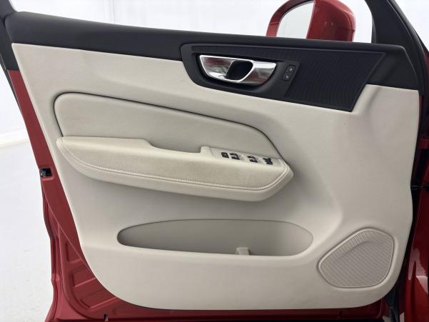 Vente en ligne Volvo XC60  B4 197 ch Geartronic 8 au prix de 32 490 €