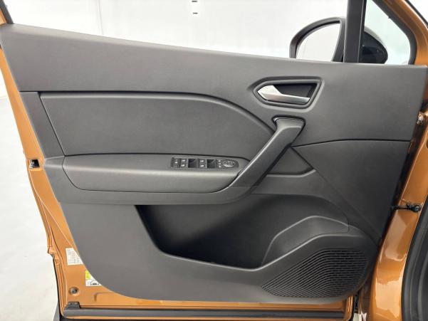 Vente en ligne Renault Captur  Blue dCi 95 au prix de 14 570 €