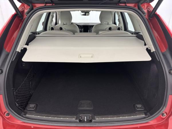 Vente en ligne Volvo XC60  B4 197 ch Geartronic 8 au prix de 32 490 €