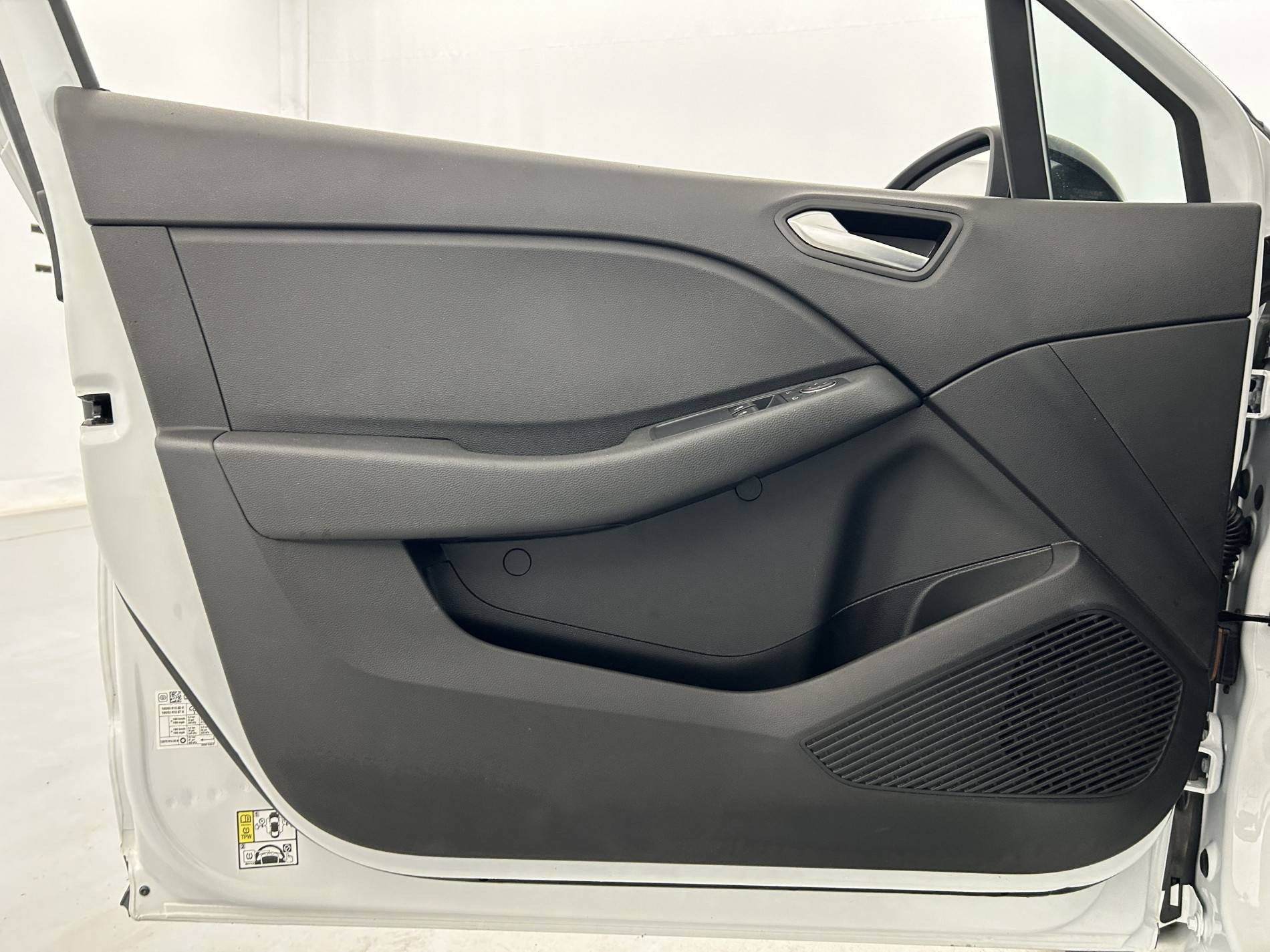 Vente en ligne Renault Clio 5 Clio E-Tech 140 - 21 au prix de 15 490 €